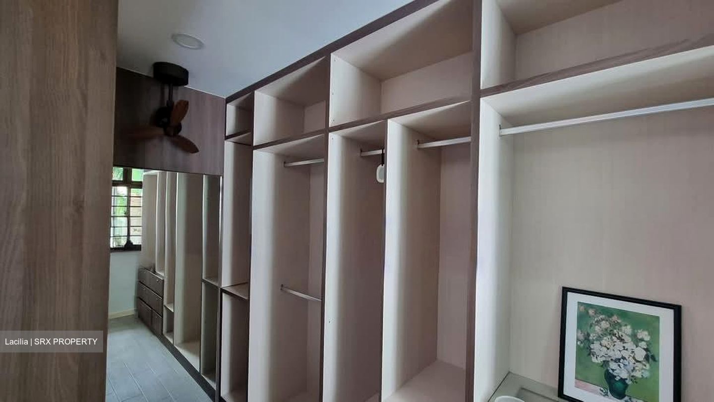 Blk 18 Dover Ville (Queenstown), HDB 4 Rooms #563308991